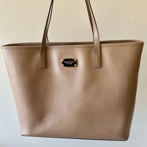 MICHAEL KORS Like New! Tote Bag Tan